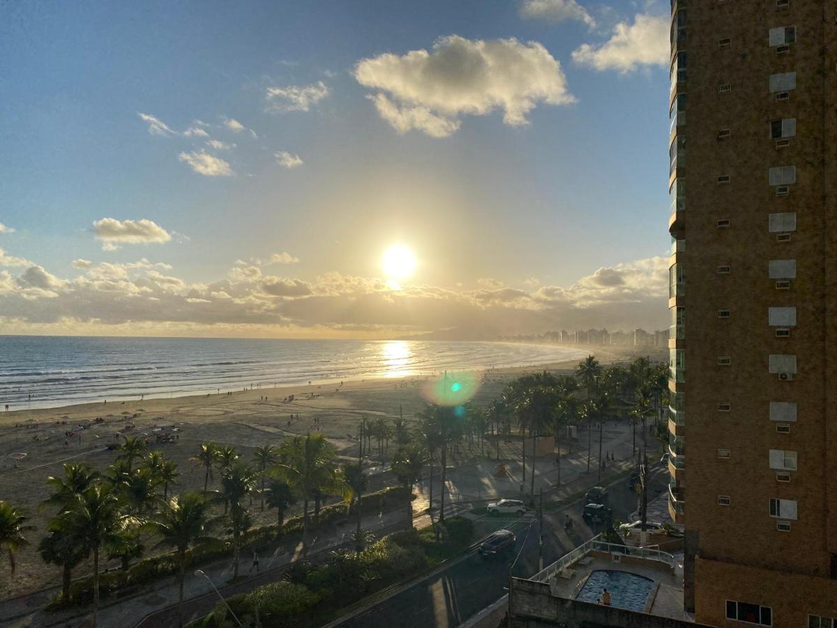 Pe Na Areia Canto Do Forte, Wi-fi,estacionamento Apartment